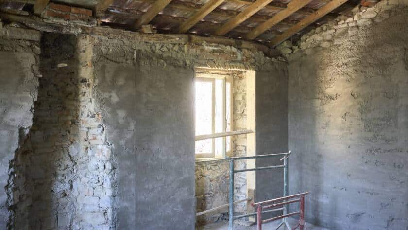 Top Renovation Tips for a Stunning Home Makeover